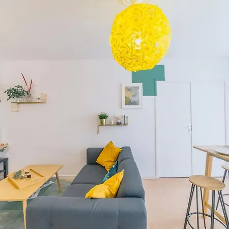 Jungle Seznec Apartment